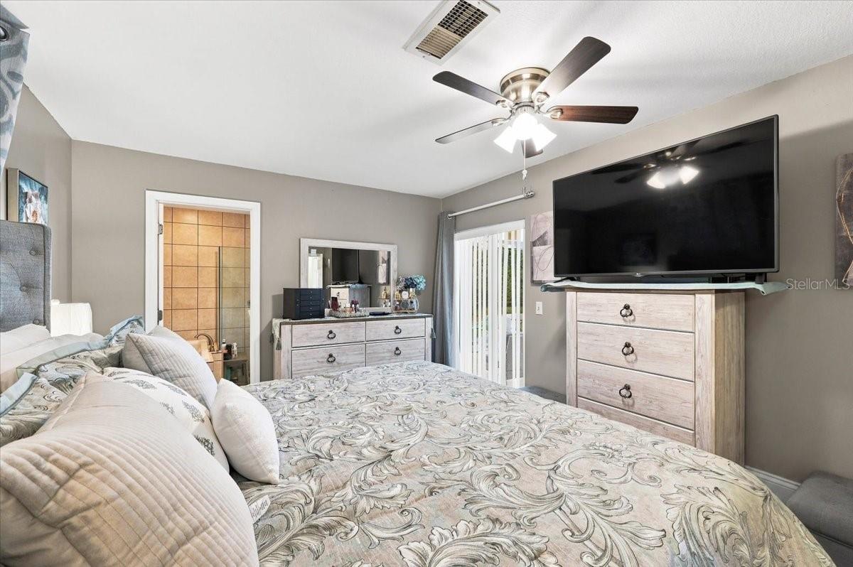 13010 Pebble Beach Cir Property Photo 36