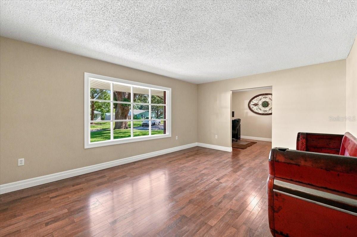 2021 Charnes Dr Property Photo 18
