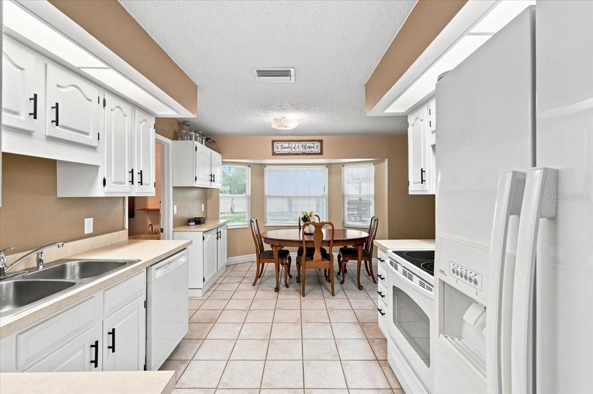 2021 Charnes Dr Property Photo 31