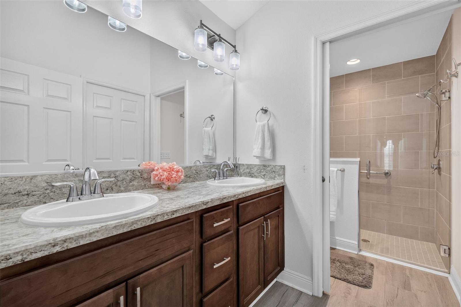 5977 Pheil Path Property Photo 17