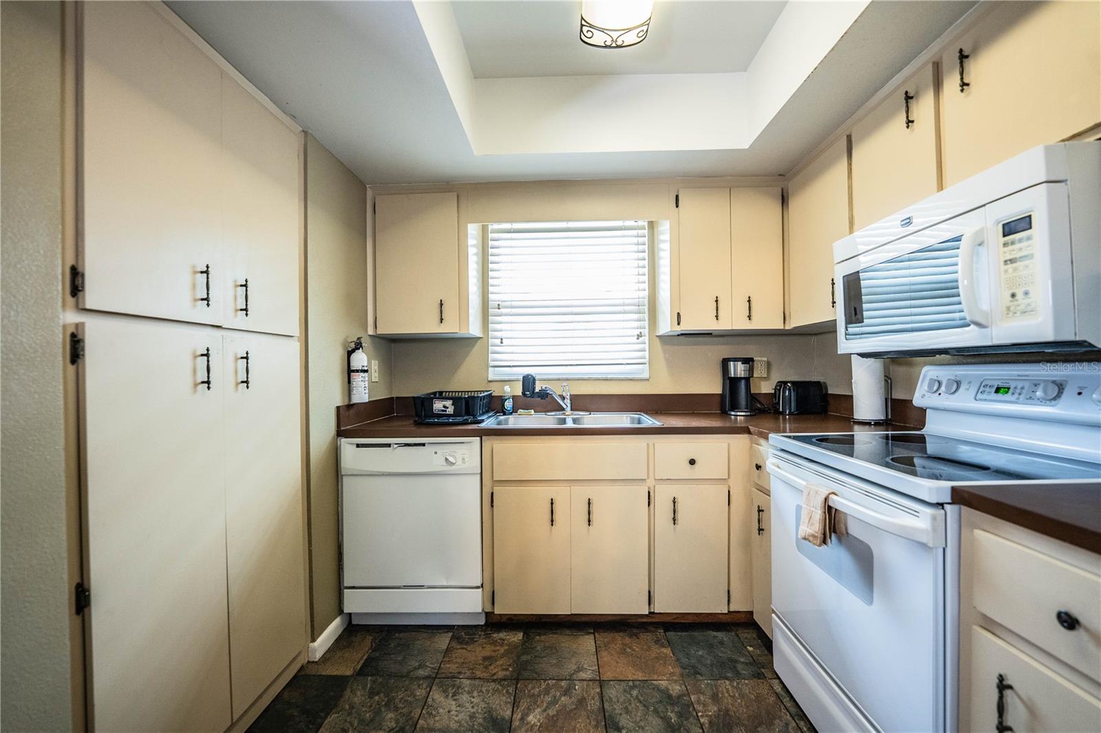 5225 Imperial Lakes Blvd #22 Property Photo 15