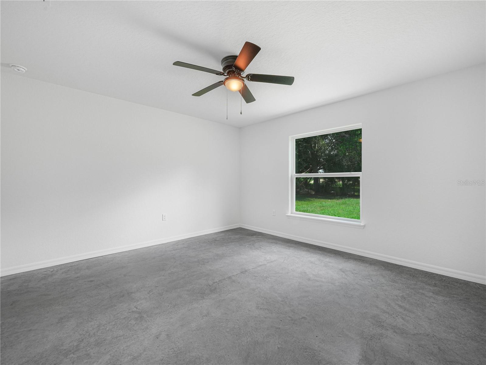 118 Highland Ave Property Photo 8