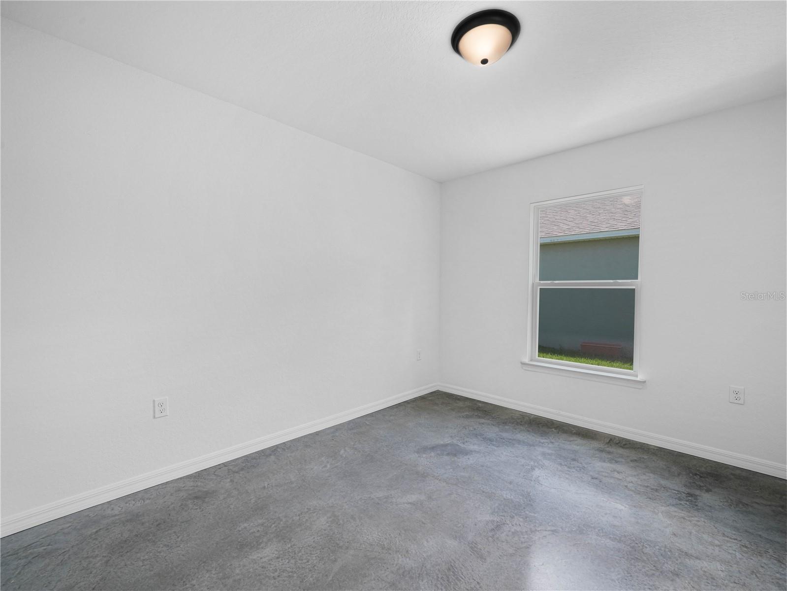 118 Highland Ave Property Photo 11