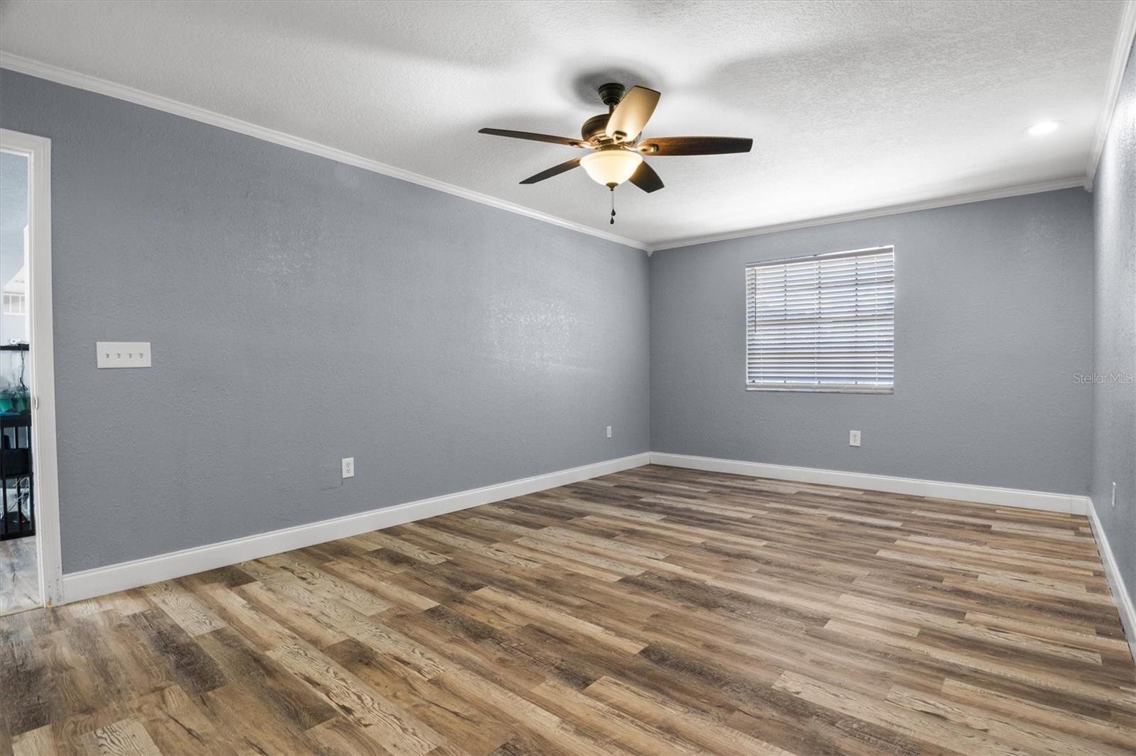 1715 Lake Miriam Dr Property Photo 25