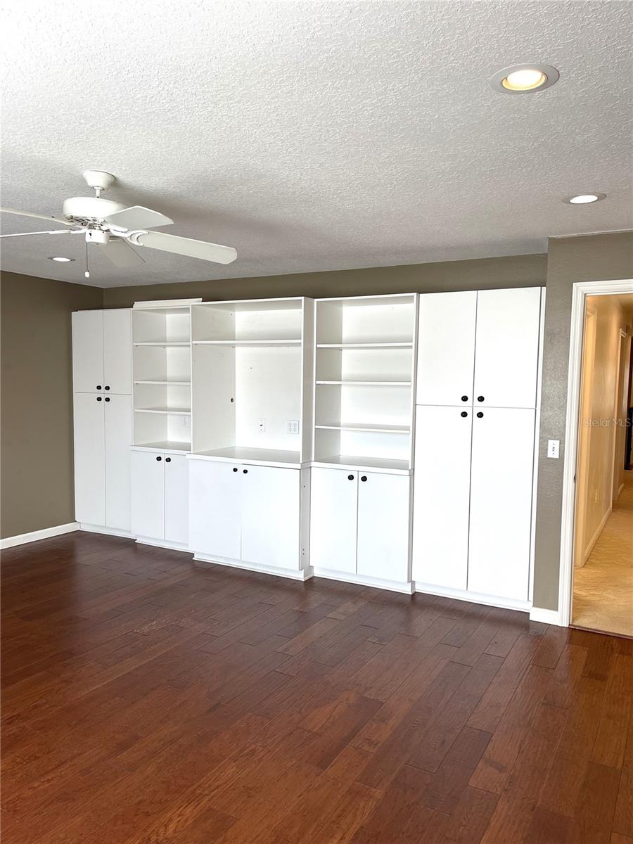 6604 Crescent Lake Dr Property Photo 41