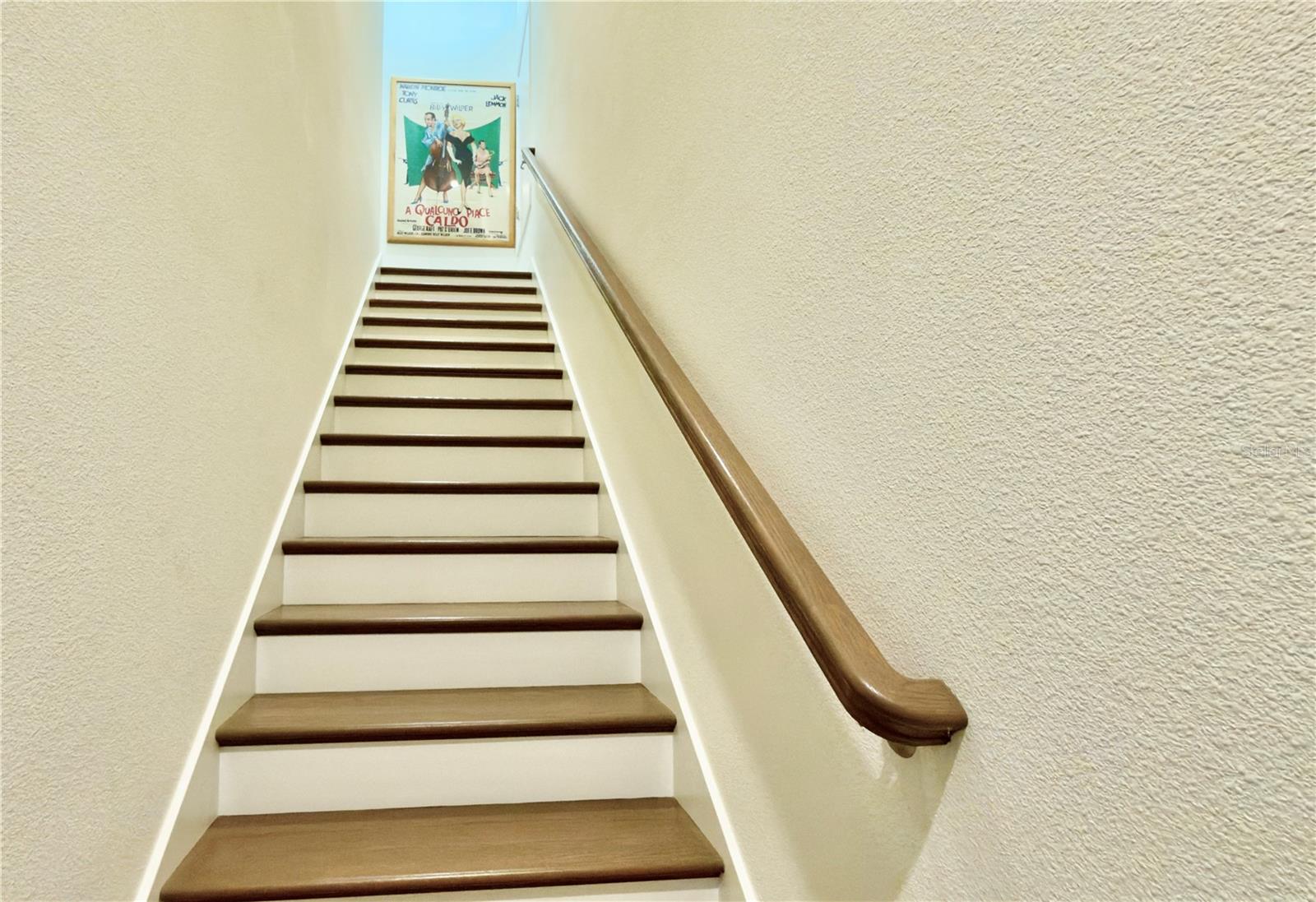 652 Kenneth Way Property Photo 32
