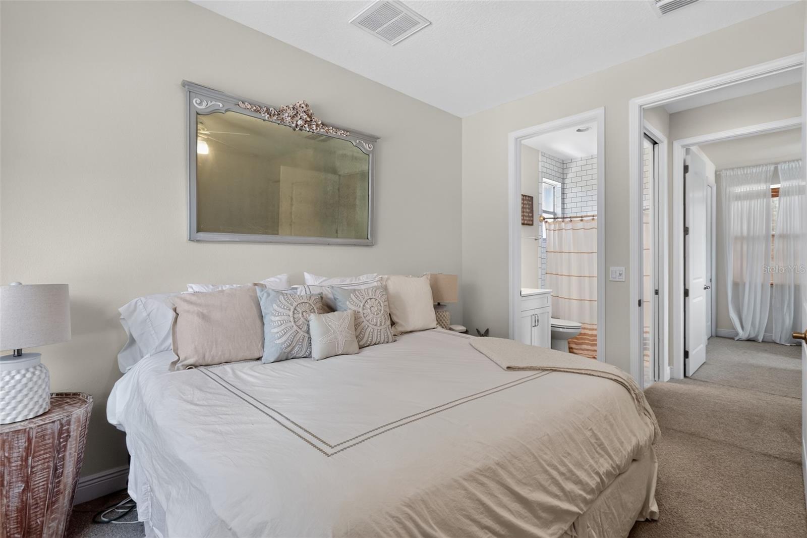 652 Kenneth Way Property Photo 34