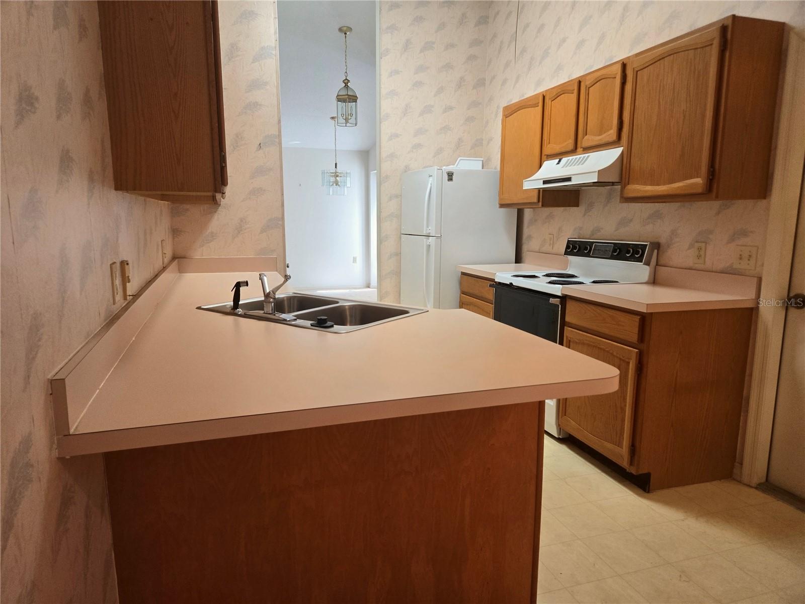 6217 Raven Run Property Photo 7