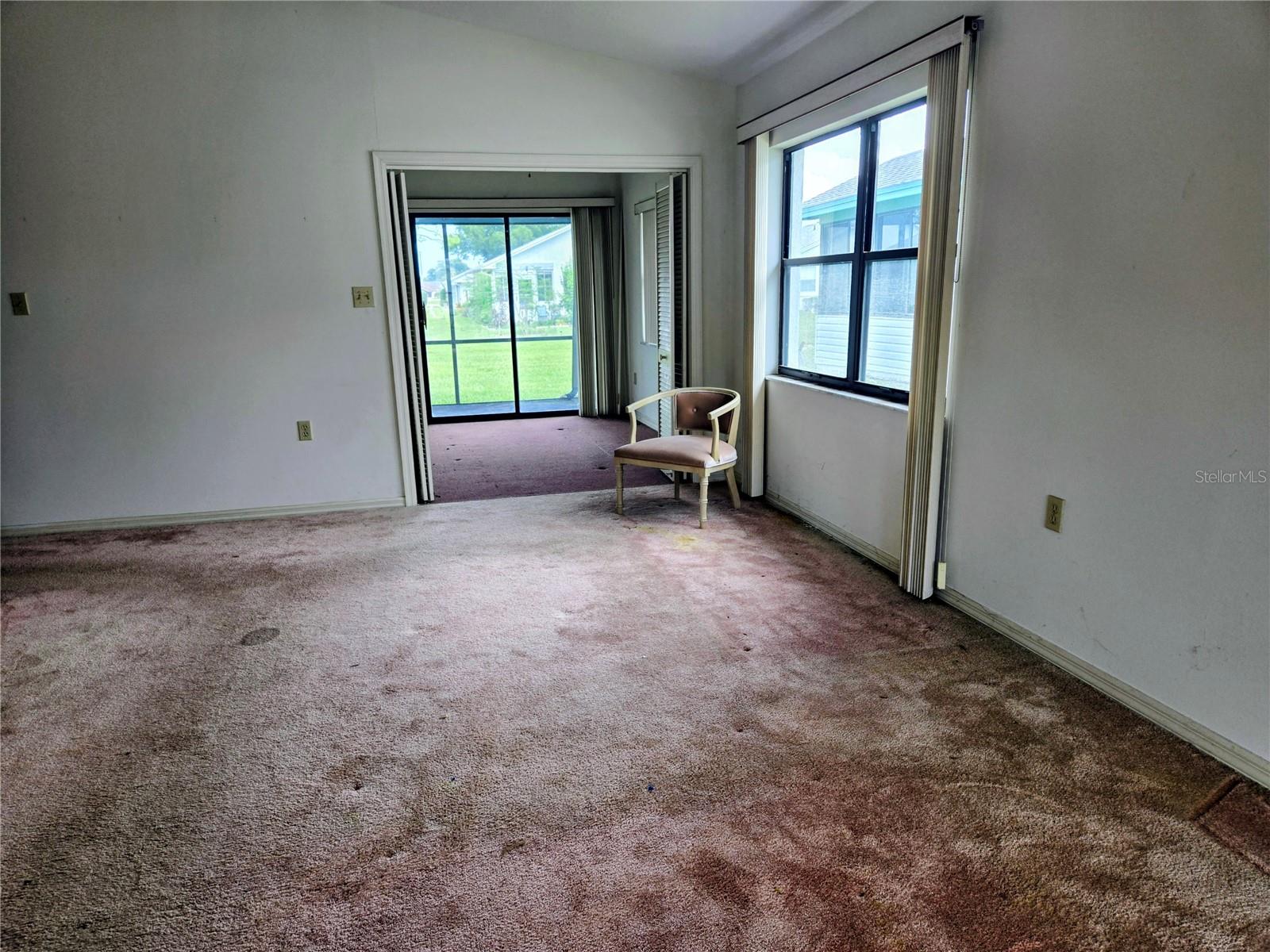 6217 Raven Run Property Photo 9
