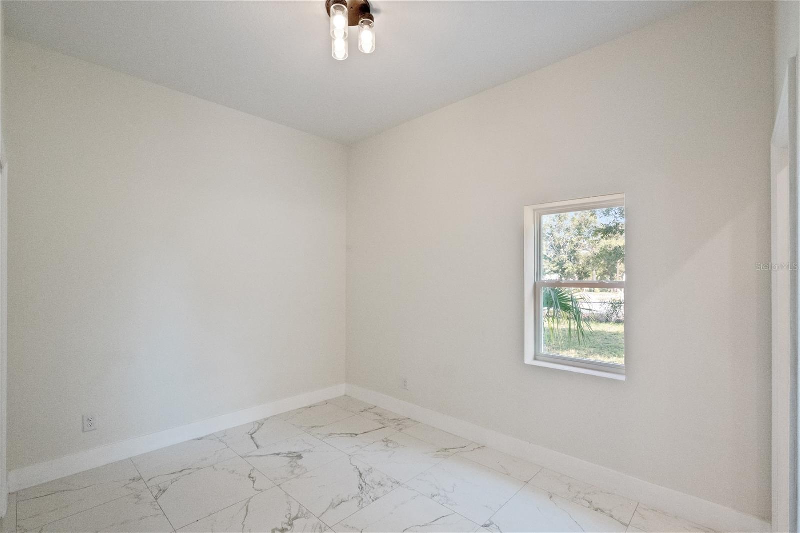 207 Avenue E Se Property Photo 24