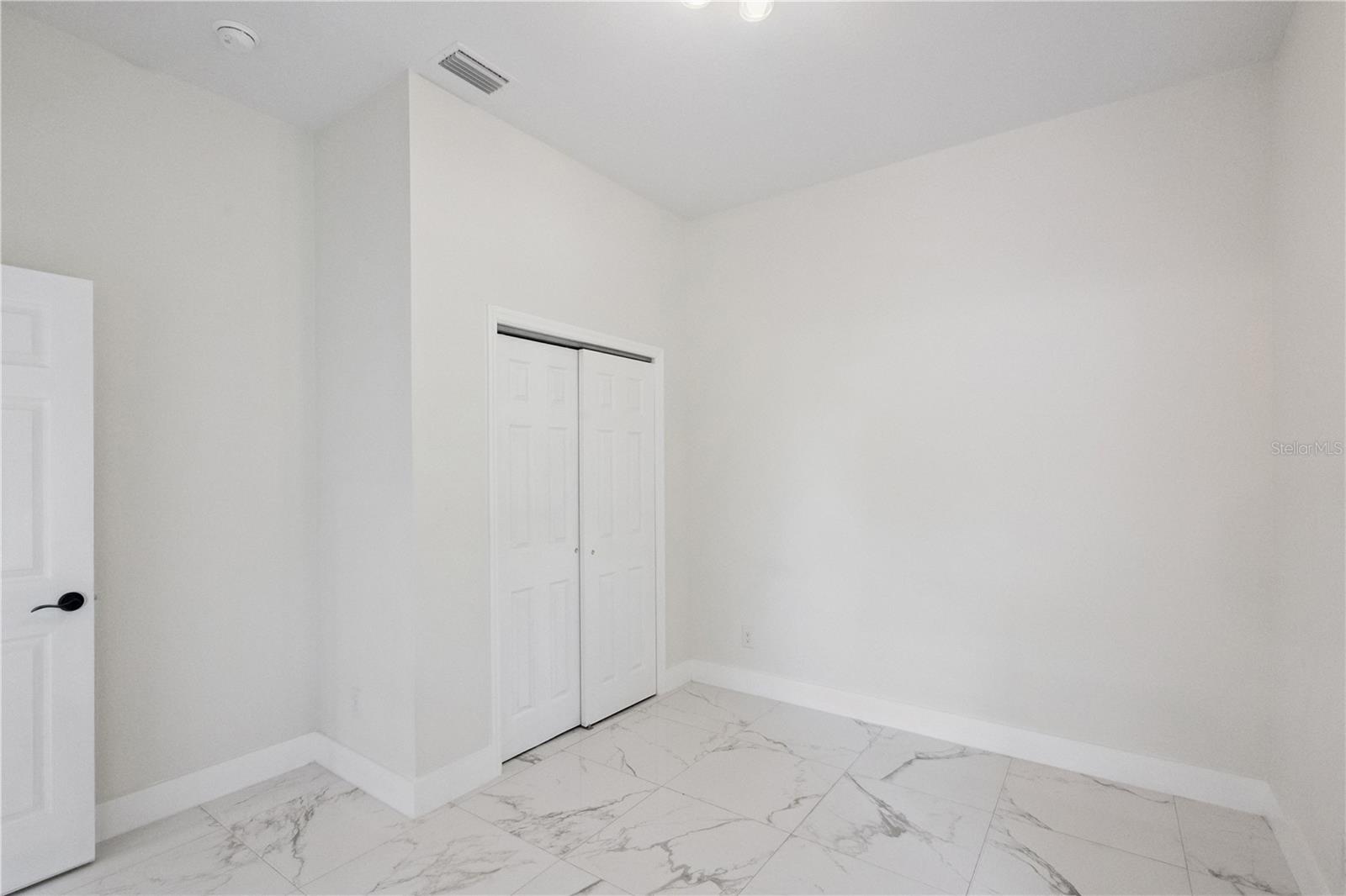 207 Avenue E Se Property Photo 26