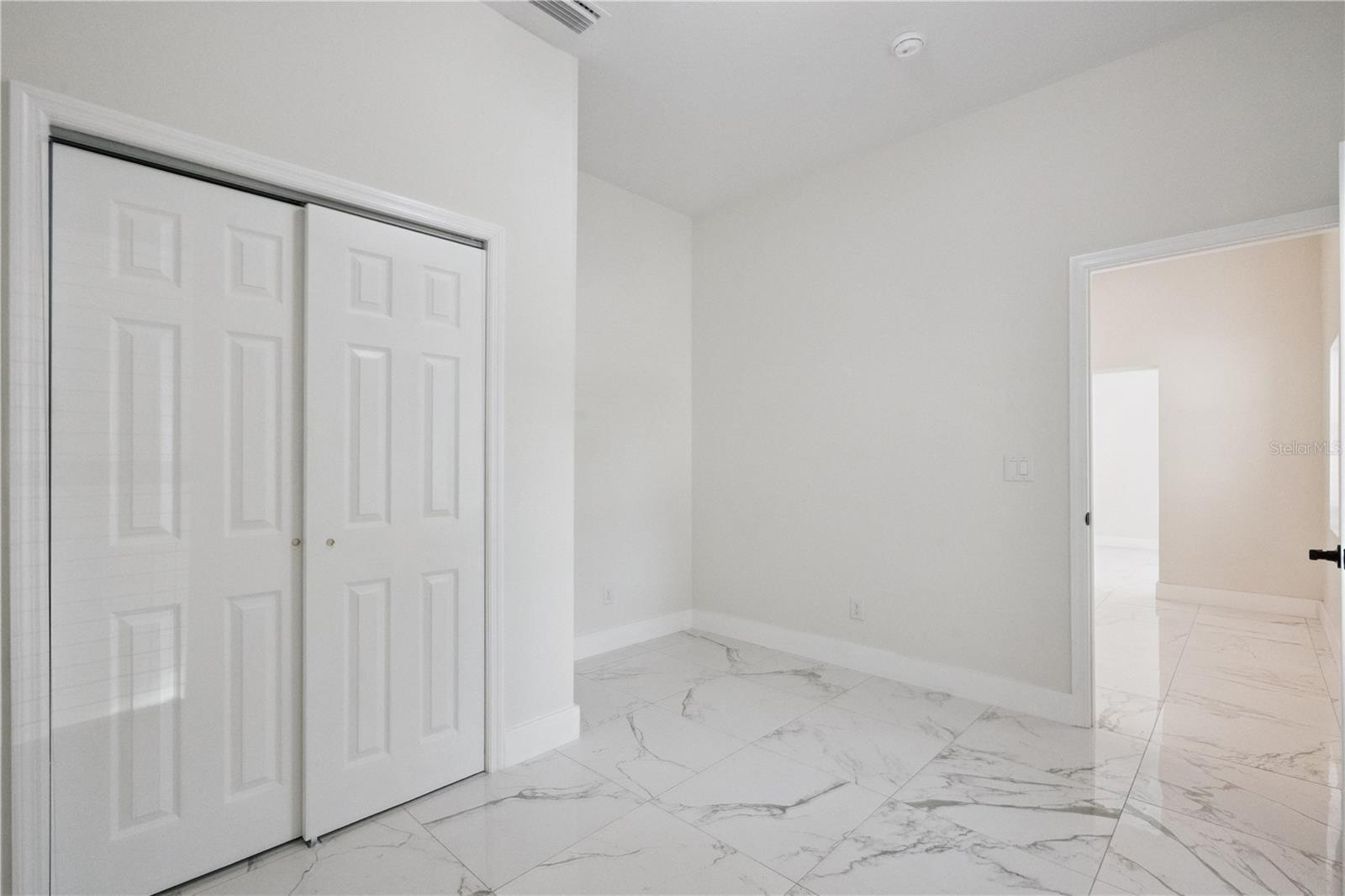 207 Avenue E Se Property Photo 27