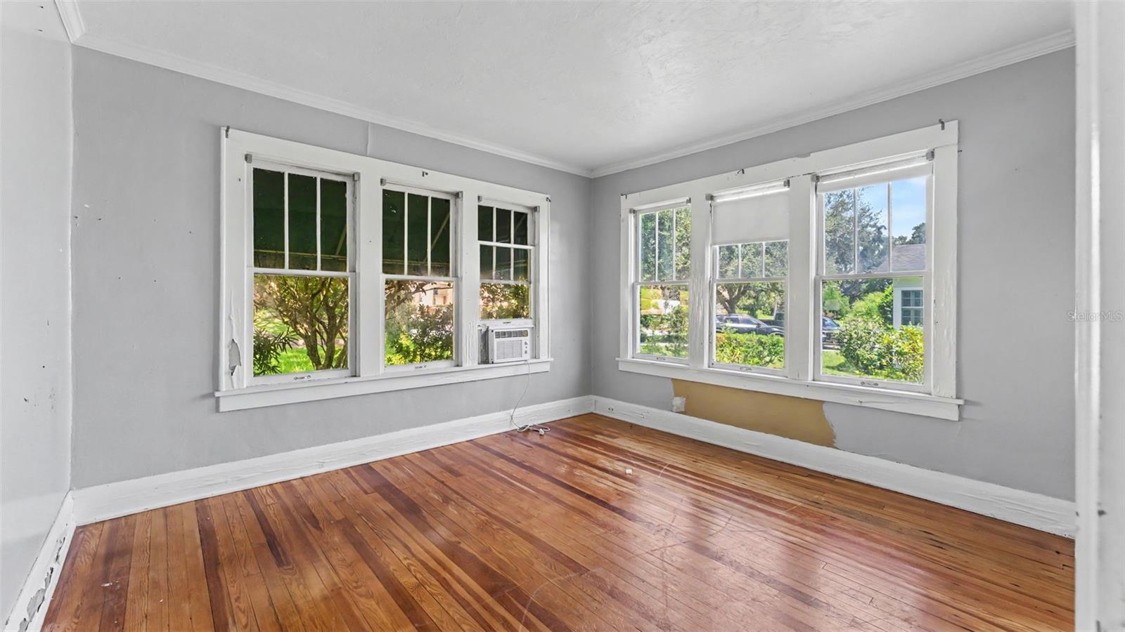 2406 Fairmount Ave Property Photo 12