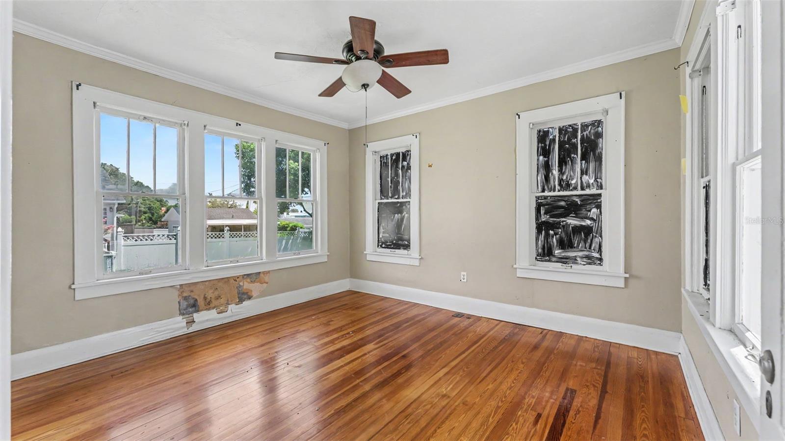 2406 Fairmount Ave Property Photo 16