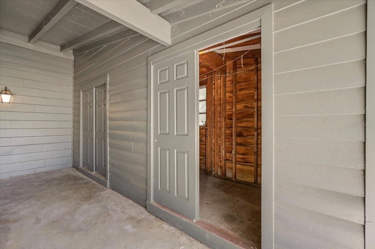 1402 Phyllis St Property Photo 22