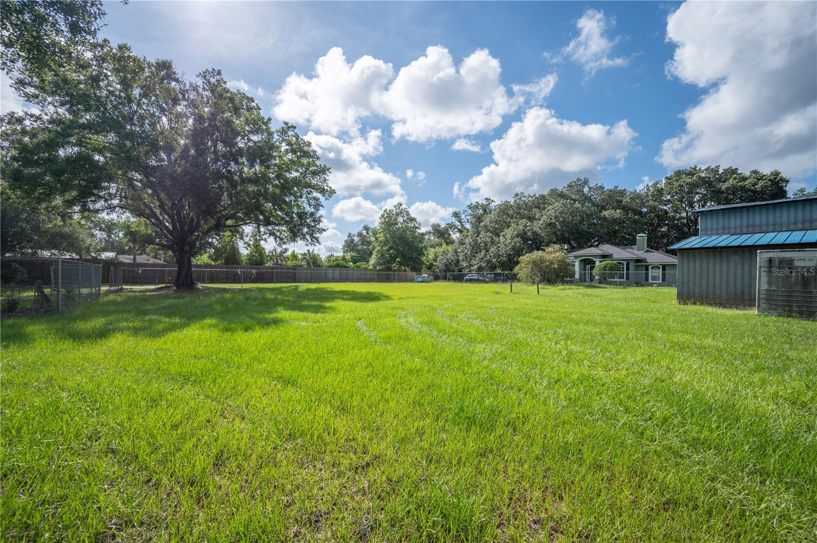 5455 Yates Rd Property Photo 2