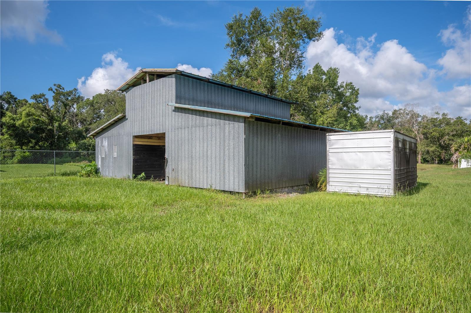 5455 Yates Rd Property Photo 4