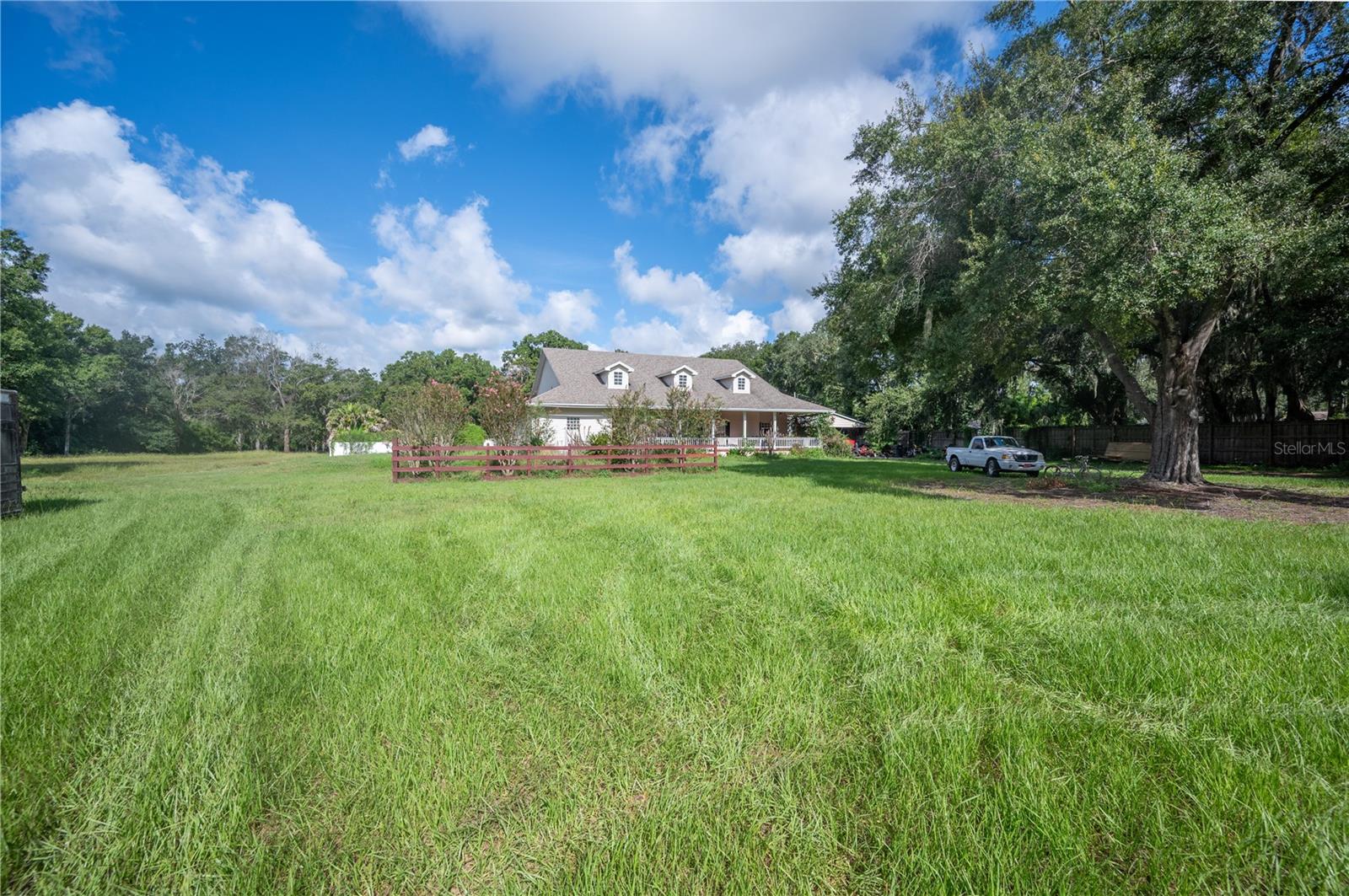 5455 Yates Rd Property Photo 5