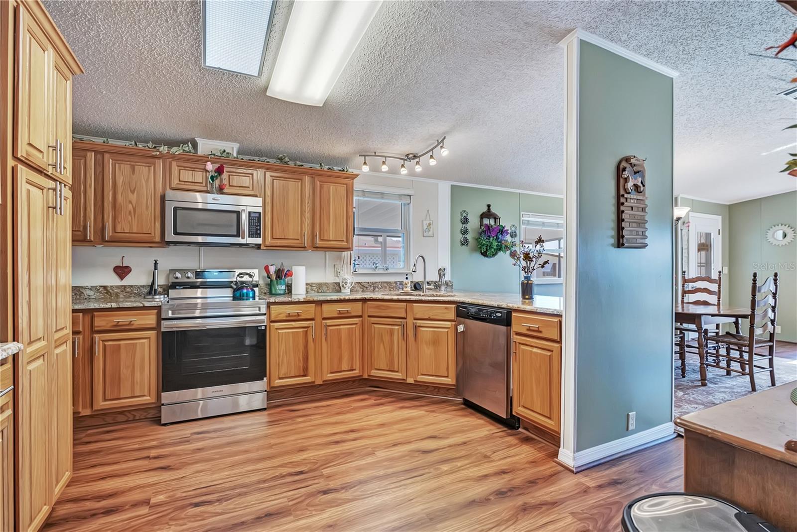 130 Joanne Dr Property Photo 12