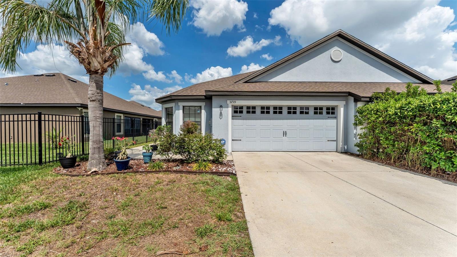 5739 LACAR WAY Property Photo 1