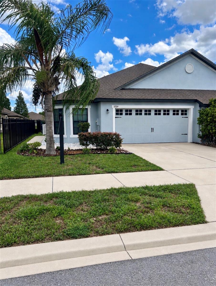 5739 Lacar Way Property Photo 1
