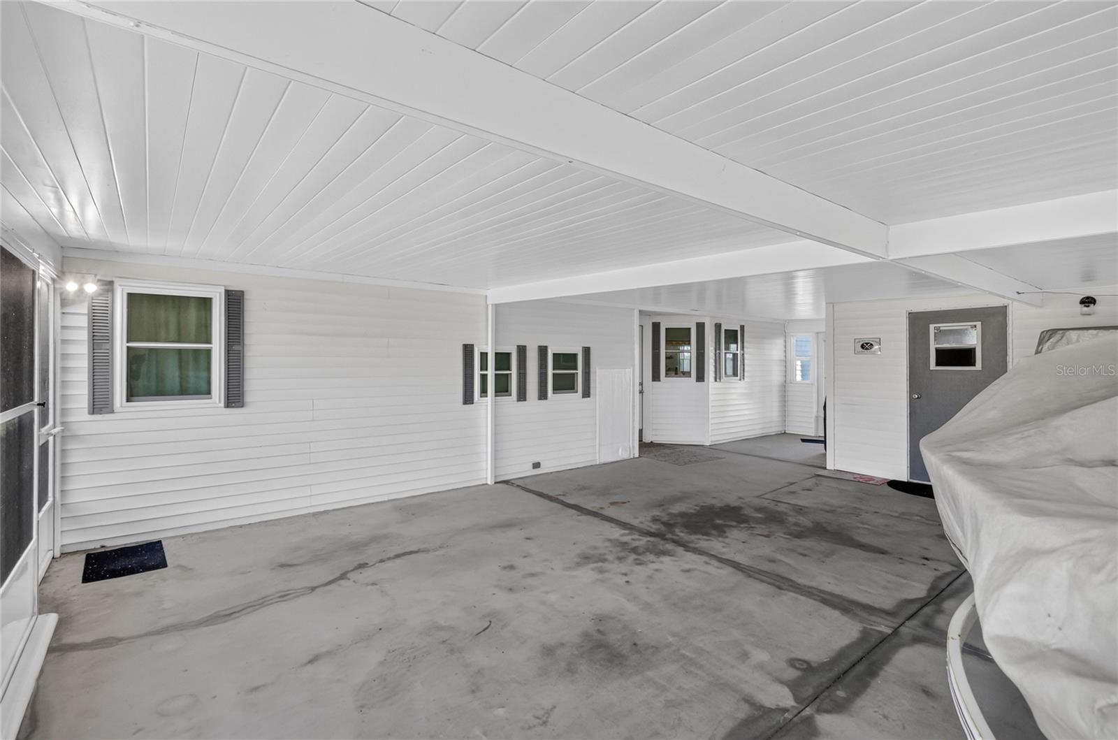 38310 Langlois Pl Property Photo 9
