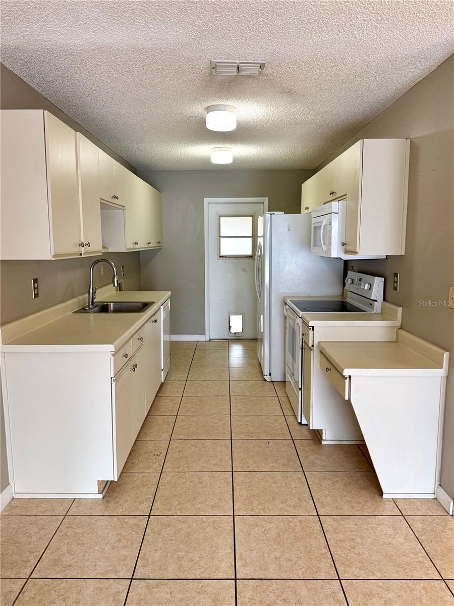 242 Winter Ridge Blvd #242 Property Photo 2
