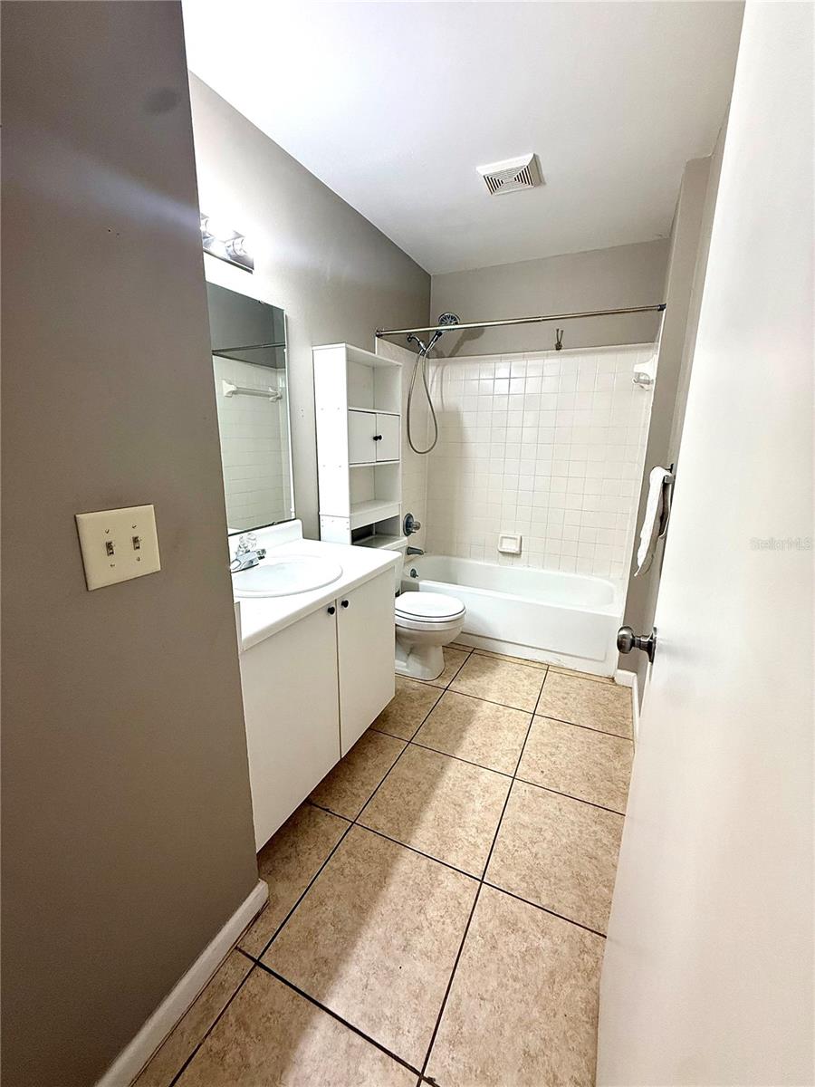 242 Winter Ridge Blvd #242 Property Photo 4