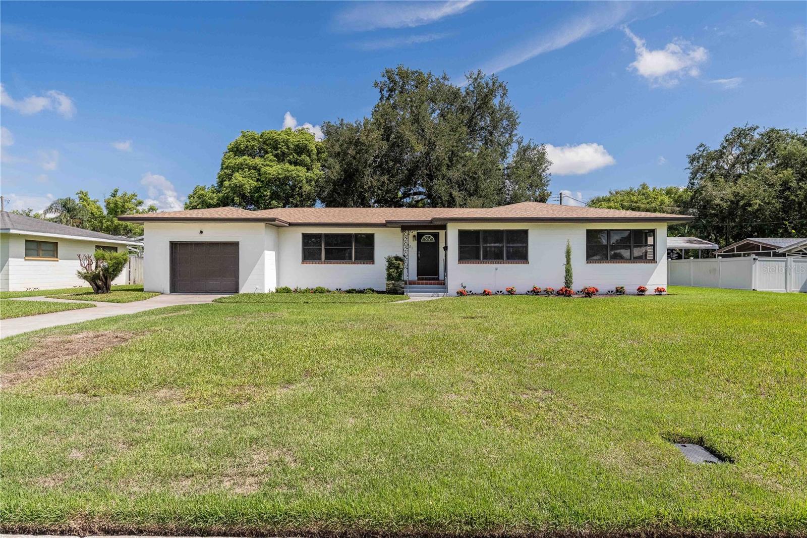 521 Bonnie Dr Property Photo 1