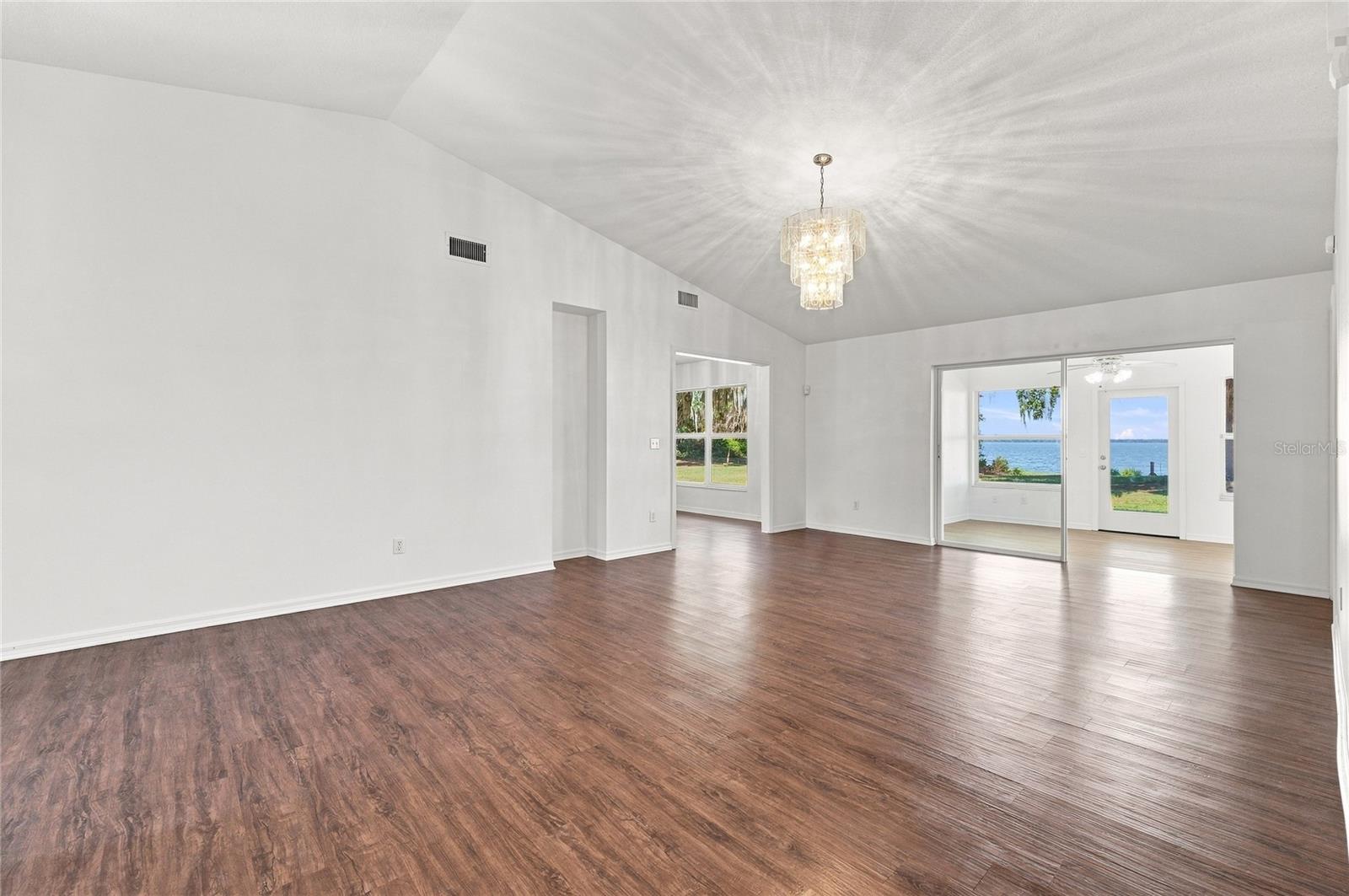 3005 Scrub Oak Ln Property Photo 13