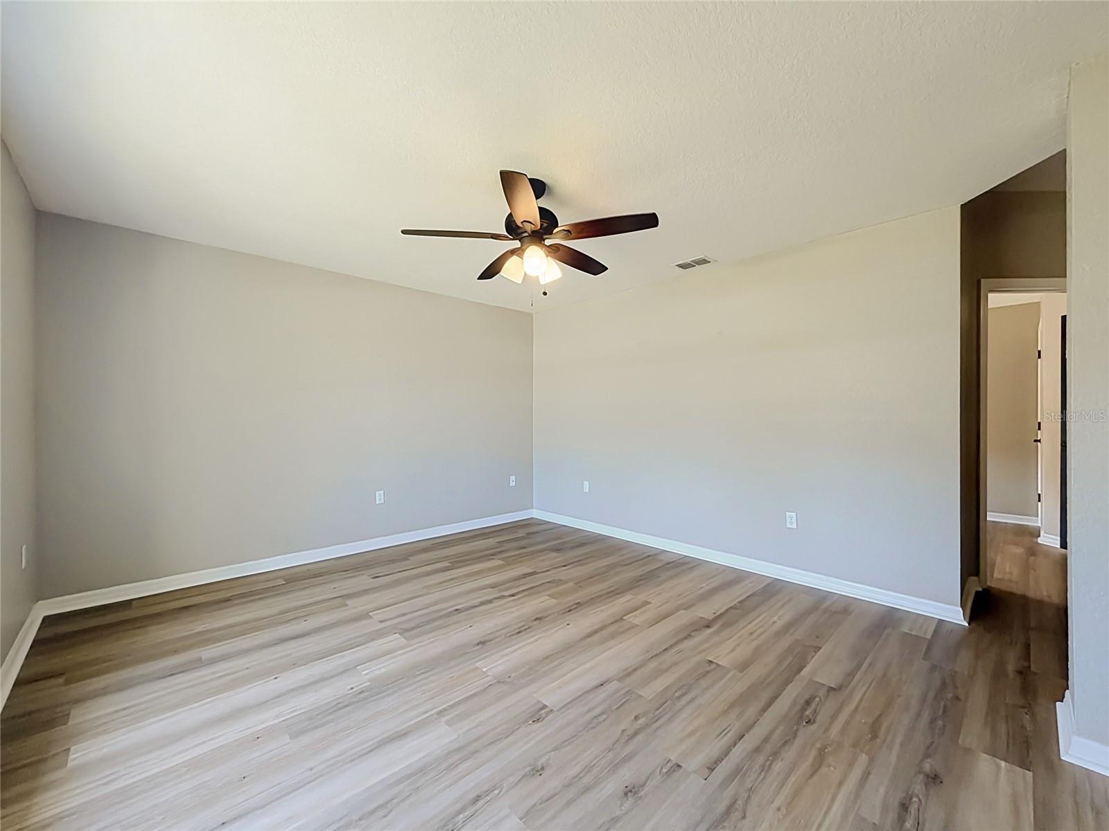 6843 Ashbury Dr Property Photo 15
