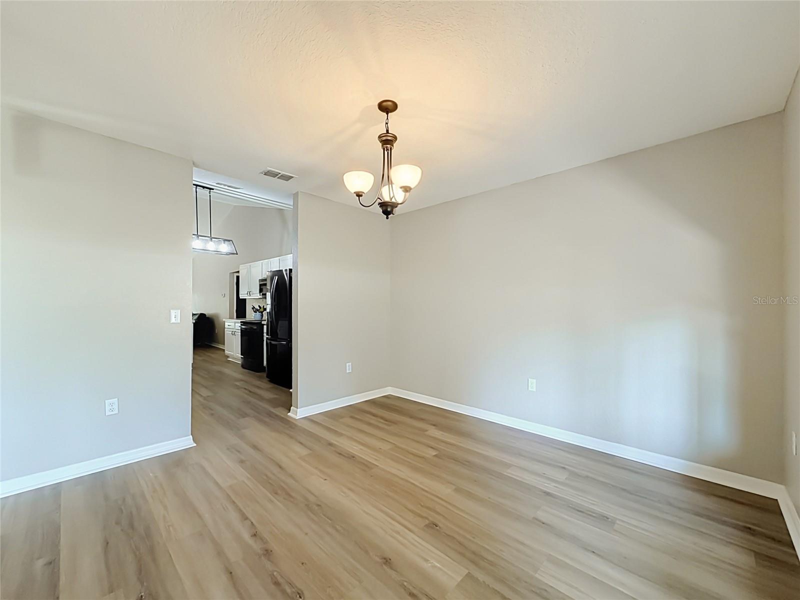 6843 Ashbury Dr Property Photo 20