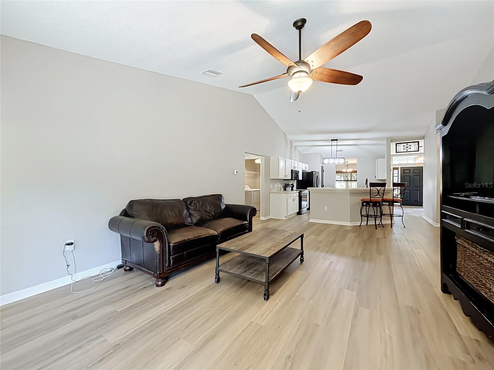 6843 Ashbury Dr Property Photo 30