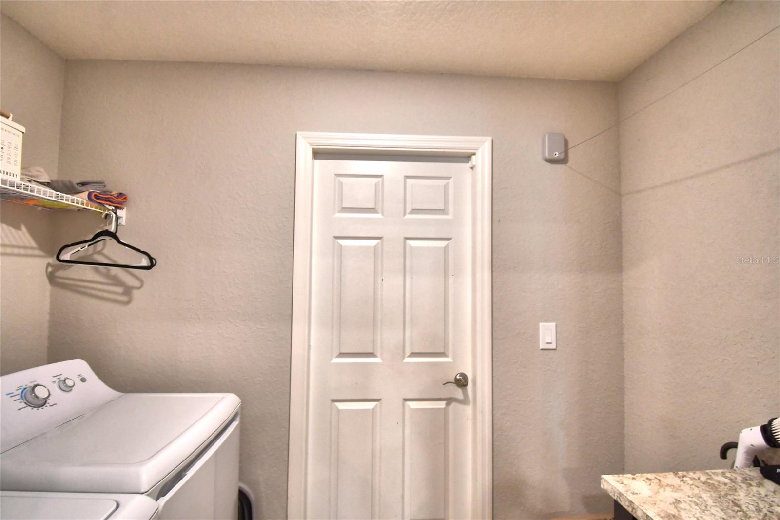 1390 Mezzavalle Way Property Photo 21