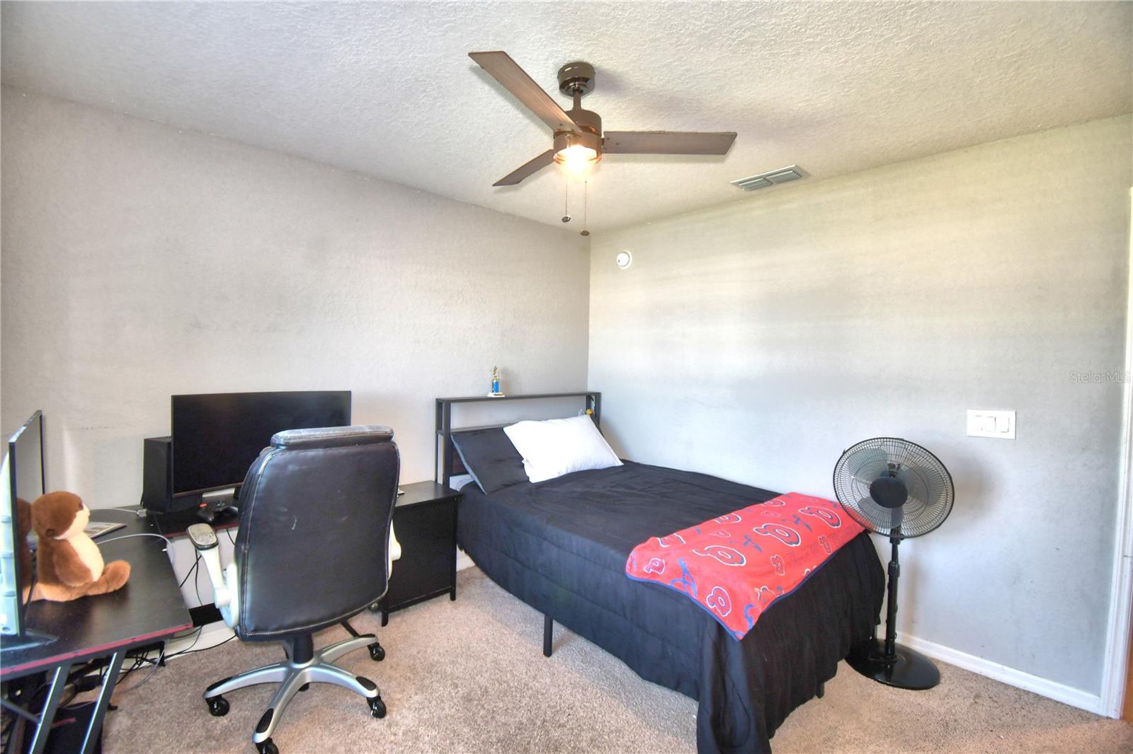 1390 Mezzavalle Way Property Photo 33