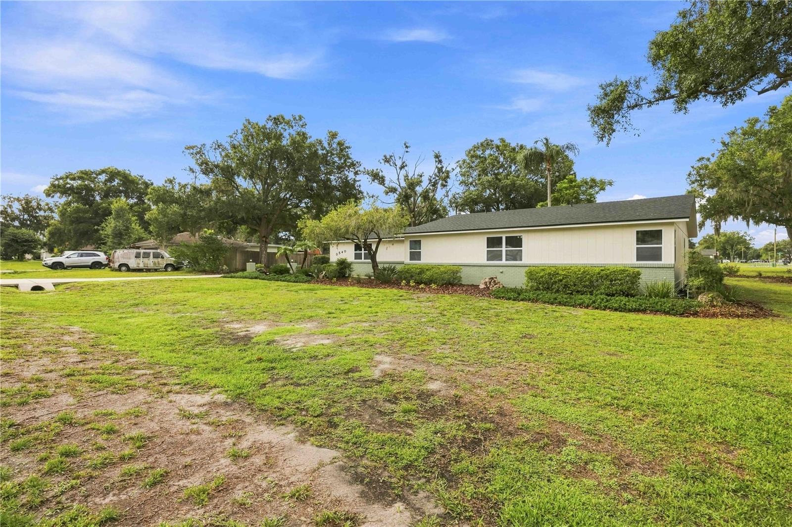 3540 Peacock Ln Property Photo 2