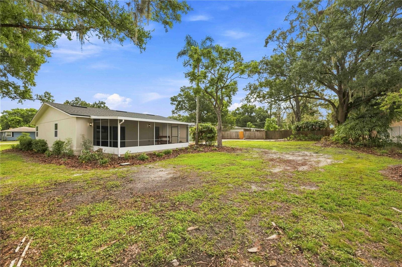 3540 Peacock Ln Property Photo 3