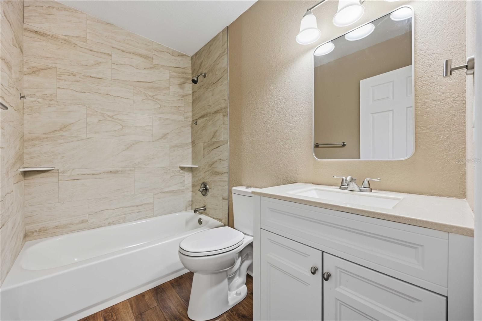 3540 Peacock Ln Property Photo 18