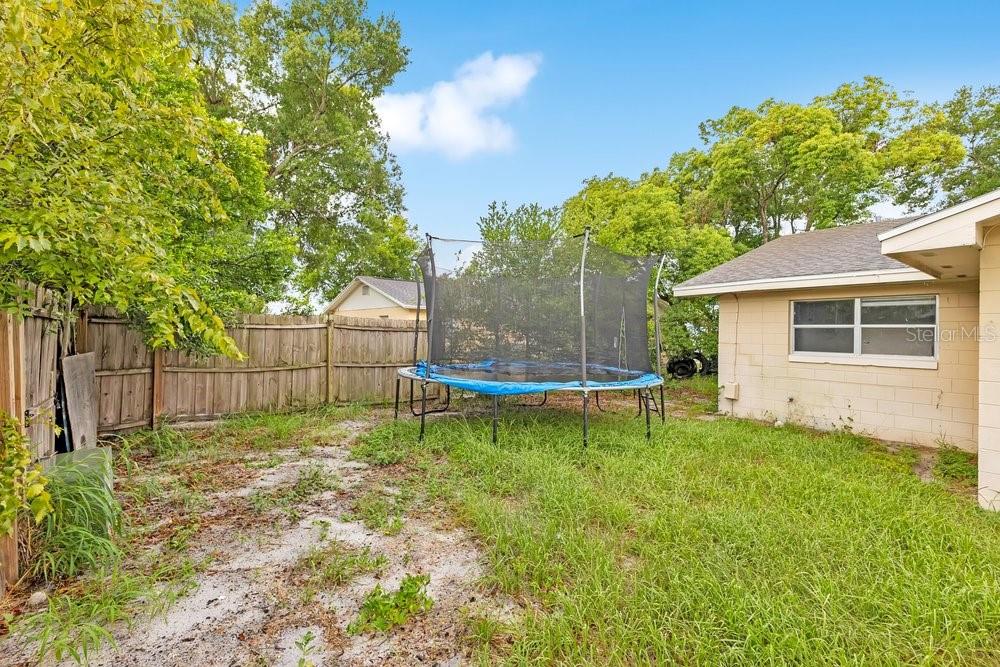 506 Clayton Cir Property Photo 25