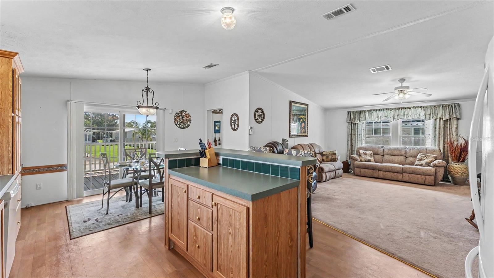 525 Perch Pl Property Photo 5