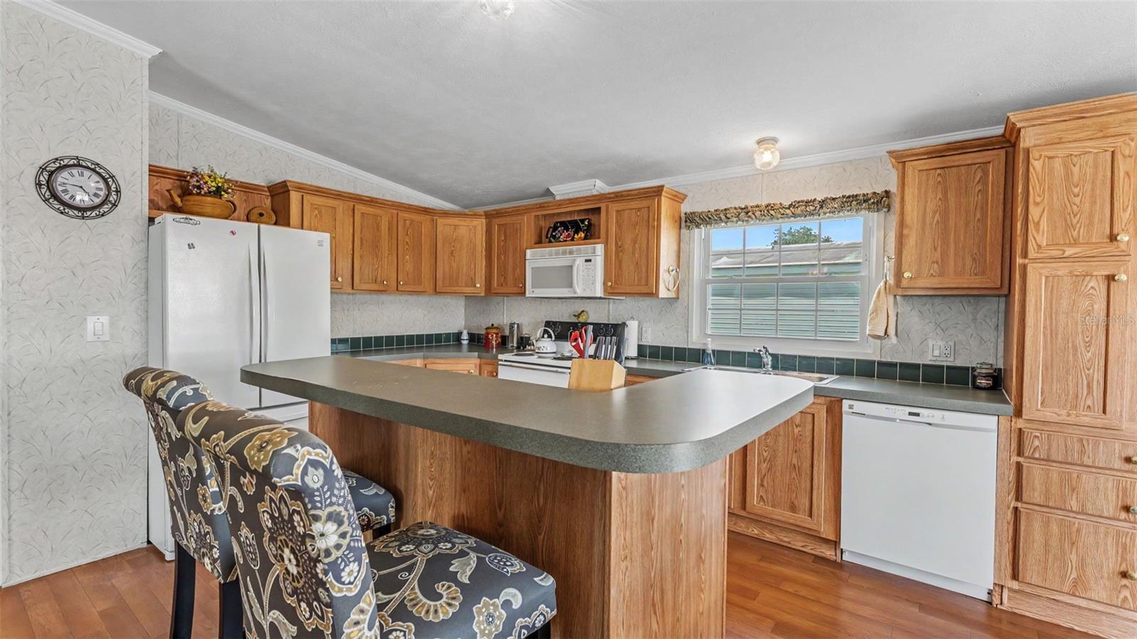 525 Perch Pl Property Photo 6