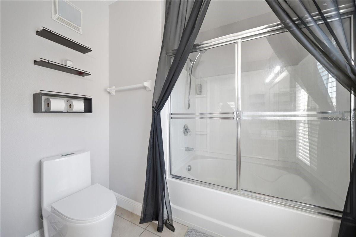 2301 Betsy Ross Ln #unit A Property Photo 15