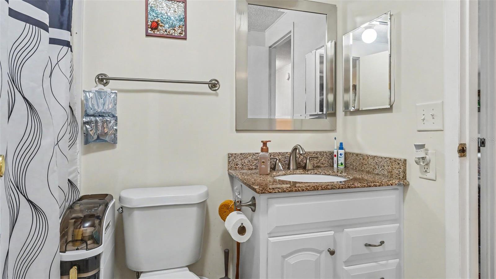 2055 S Floral Ave #165 Property Photo 12