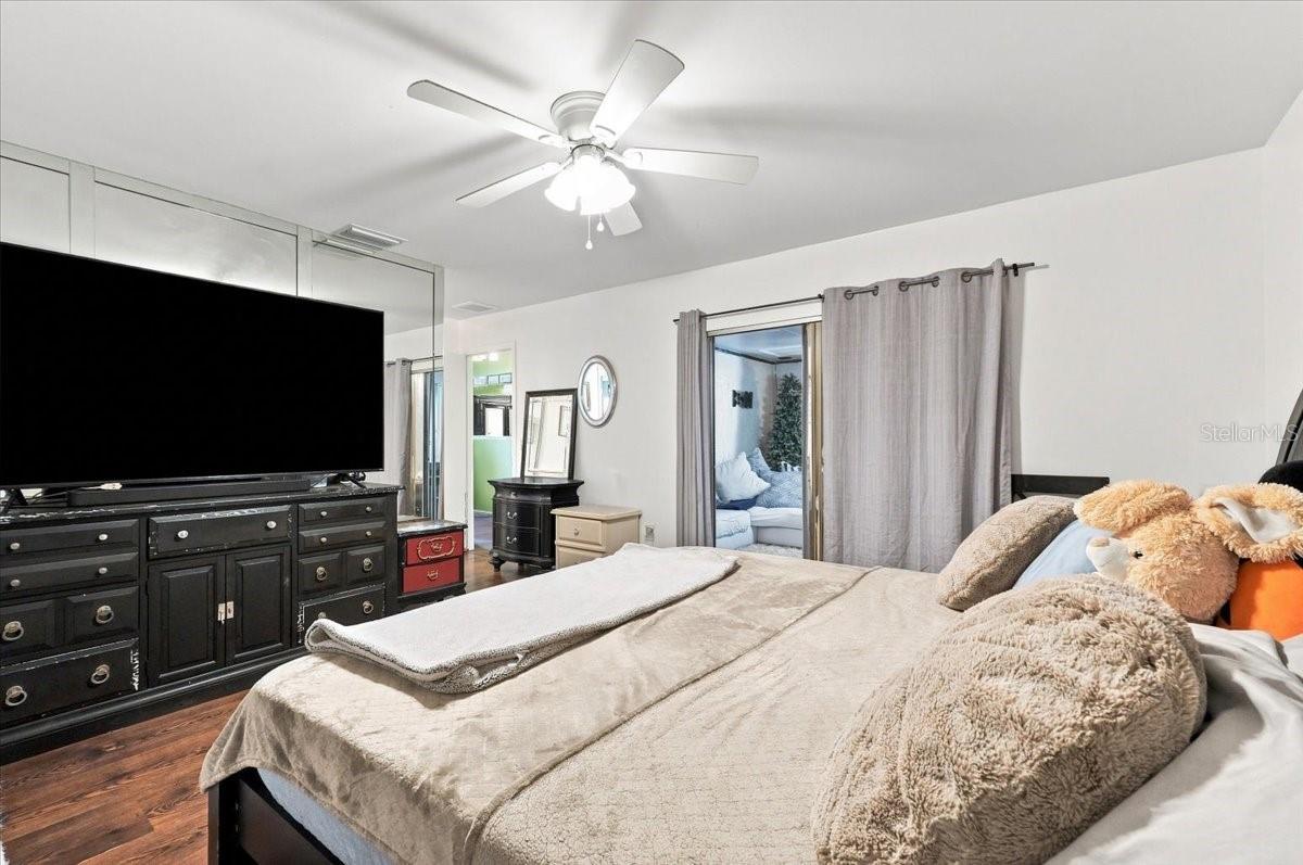 543 State Road 559 Property Photo 23