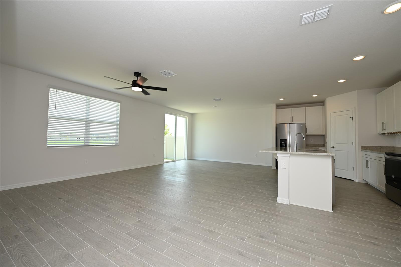 2106 Rosewood Dr Property Photo 15