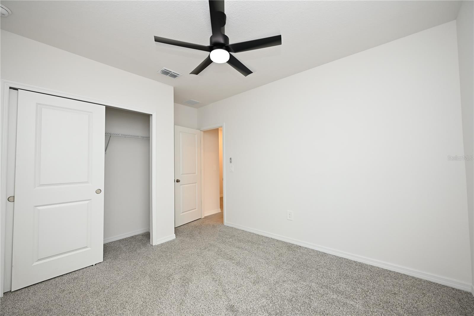 2106 Rosewood Dr Property Photo 30