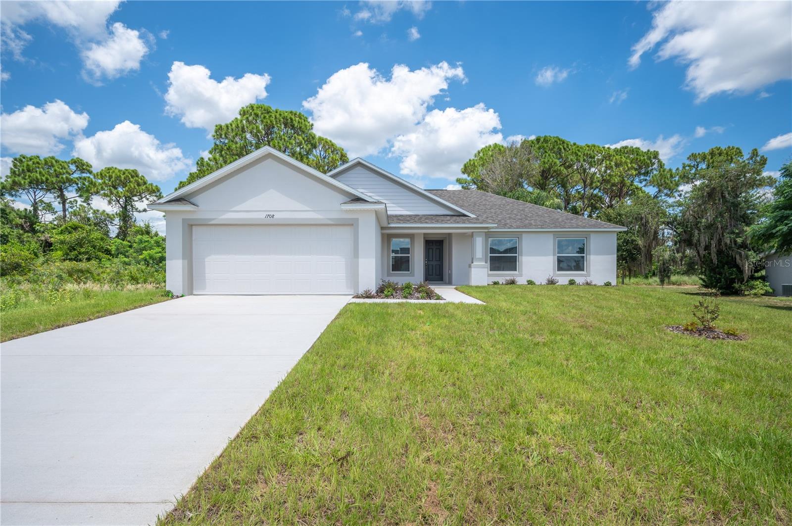 1708 MANATEE DR