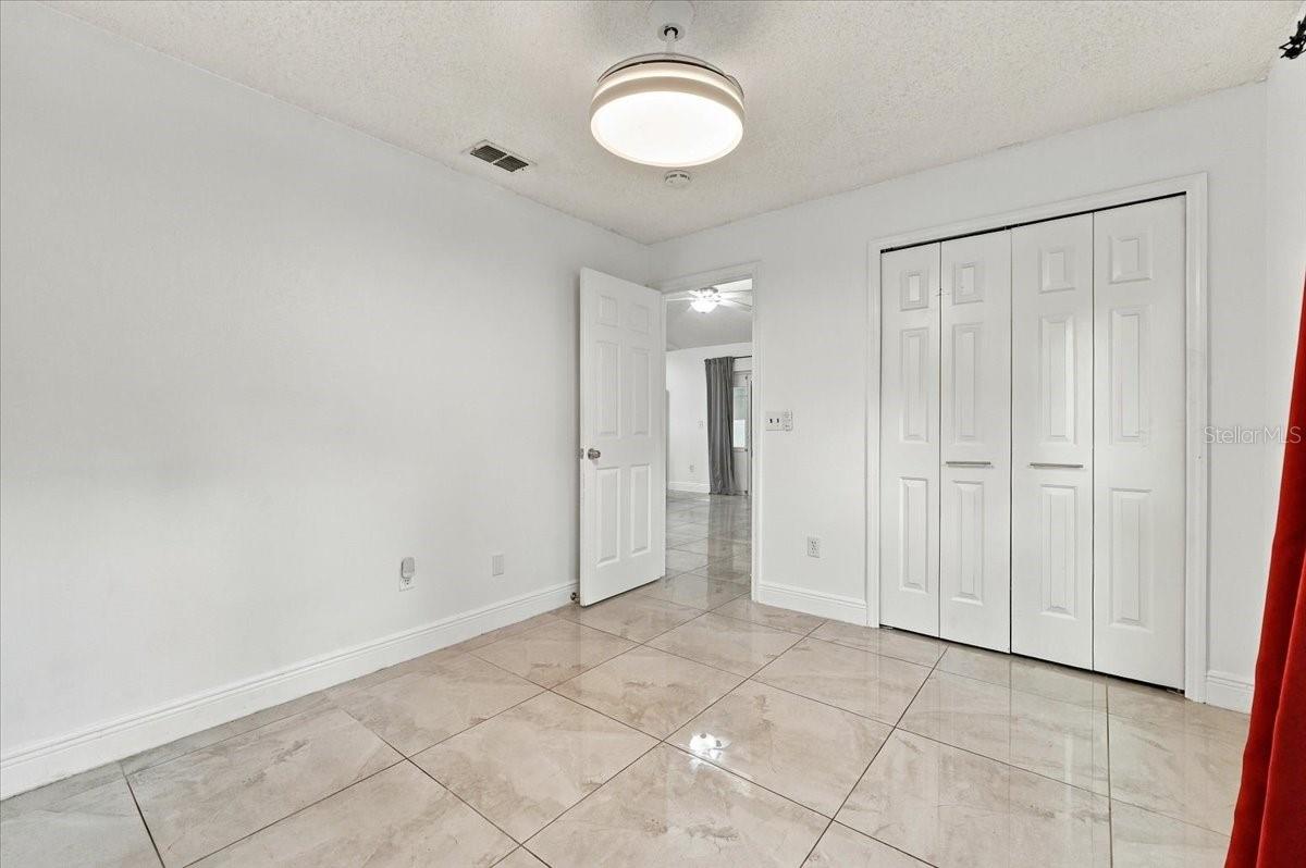 5156 Heatherstone Ct Property Photo 21