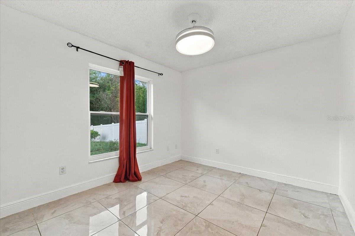 5156 Heatherstone Ct Property Photo 22