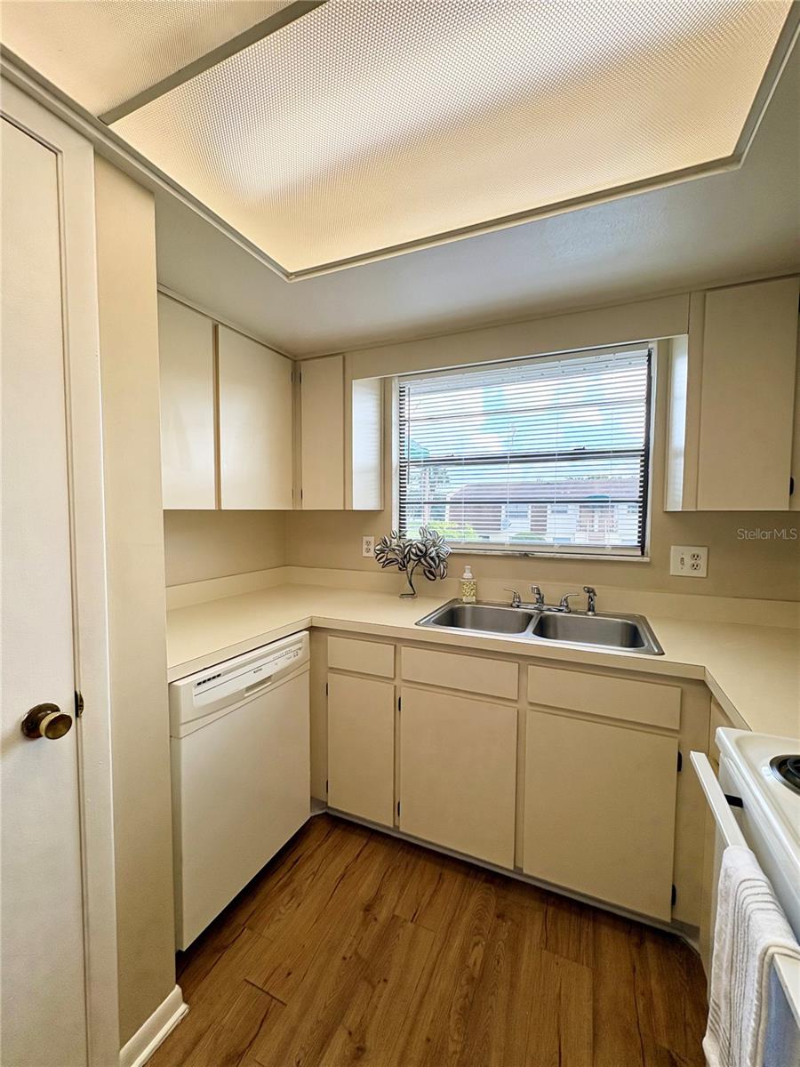6128 Topher Trl #6128 Property Photo 8